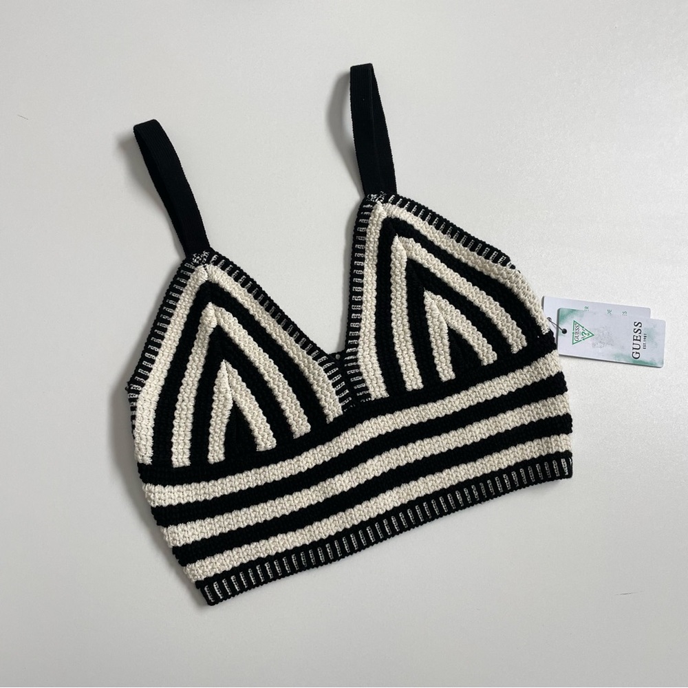 Guess Top Cropped Knit Rey Crochet Sleeveless Cami Sweater Festival Black Cream